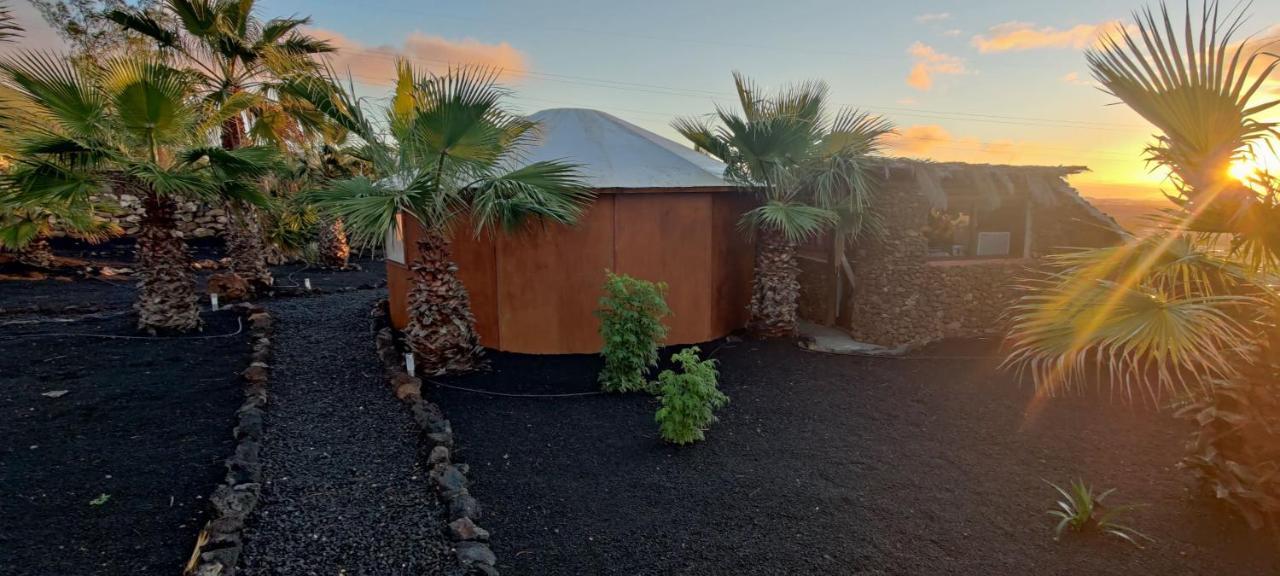 Gemuetliche Holzjurte La Asomada Lanzarote Apartment Tias Ngoại thất bức ảnh